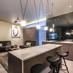 Jacuzzi Cinema Shibui 5