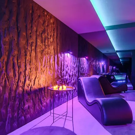 Jacuzzi Cinema Shibui 5 Appartamento Kaunas