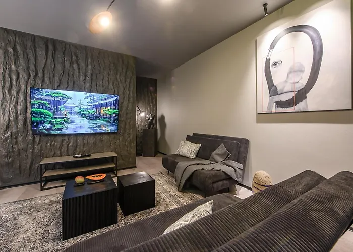 Jacuzzi Cinema Shibui 5 Butas