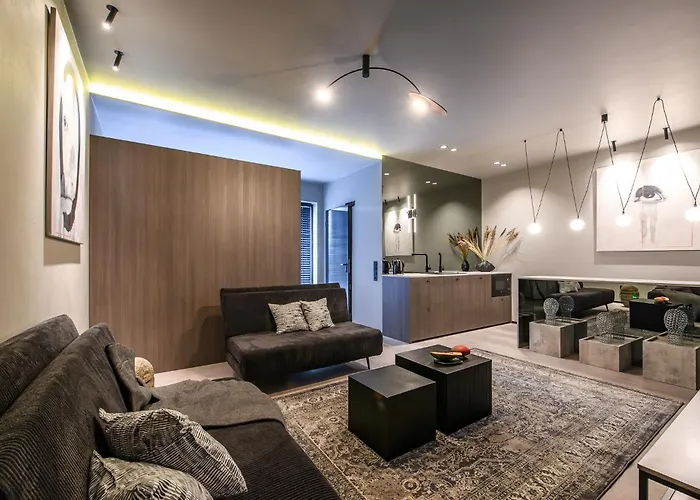 Butas Jacuzzi Cinema Shibui 5 *